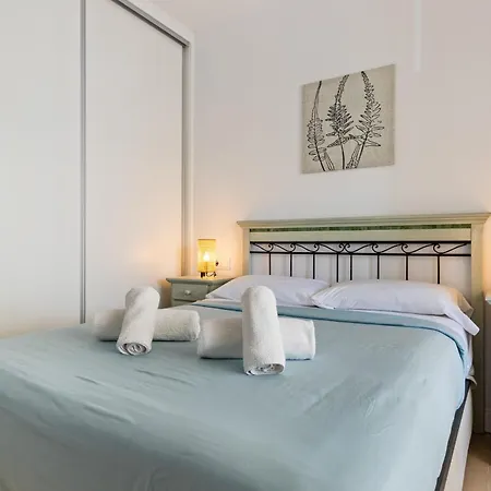 Apartamento Montemar Puerto 1b By Ivi Real Estate Torremolinos