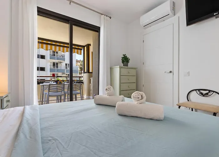 Montemar Puerto 1b By Ivi Real Estate * Торремолинос